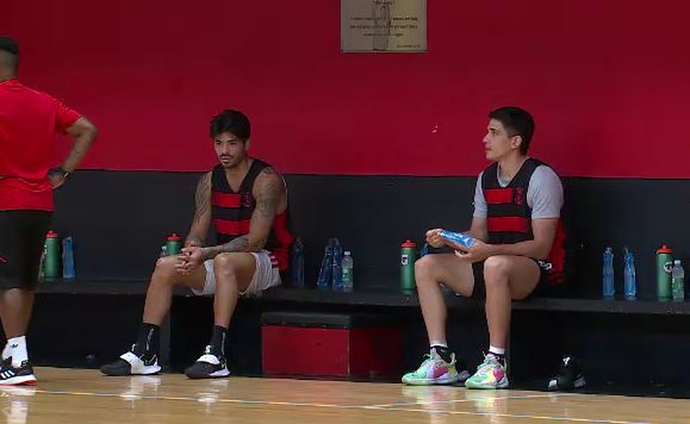Penka Aguirre e Jose Vildoza no treino do Flamengo — Foto: Reprodução