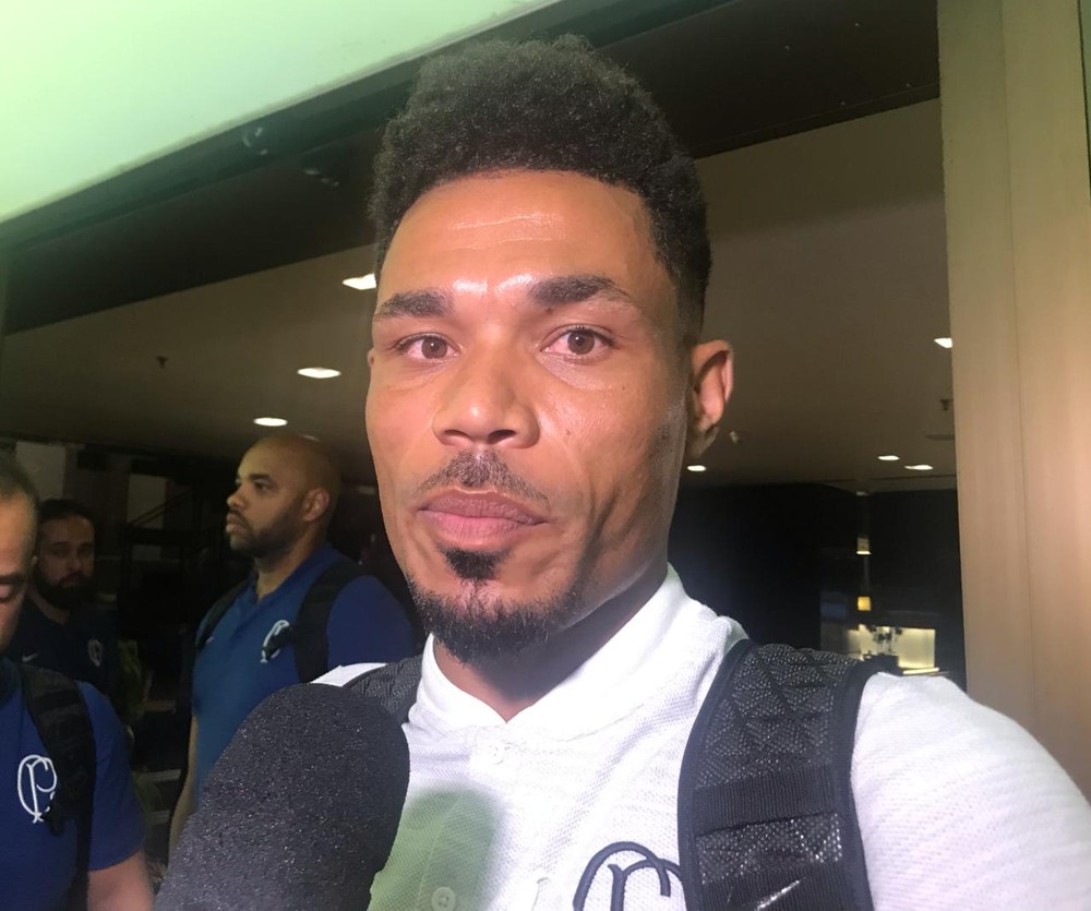 Júnior Urso minimiza cansaço antes de jogo contra o Ceará e projeta evolução do Corinthians