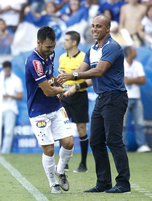 Bob Faria vê Cruzeiro em evolução e aponta pontos positivos da equipe