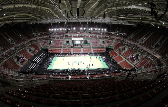 Clássico dos Milhões? Impasse exclui torcida e esvazia Vasco x Fla na quadra