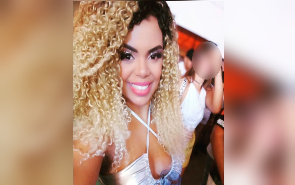  Kelly Cristina Gomes da Costa, de 29 anos, em Goiânia — Foto: Reprodução/TV Anhanguera 
