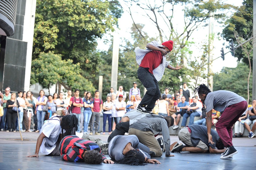Grupo Impacto une dança urbana com dança contemporânea (Foto: Núcleo de Arte e Dança/Divulgação)
