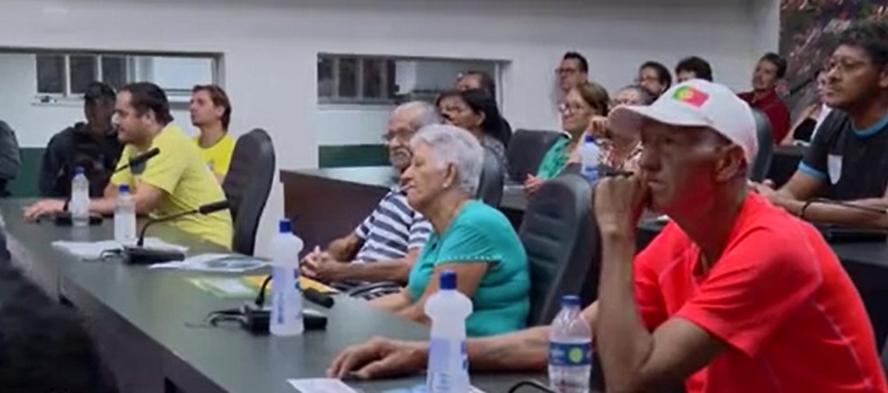 Moradores de bairros da capital estiveram presentes na audiência — Foto: TV Centro América