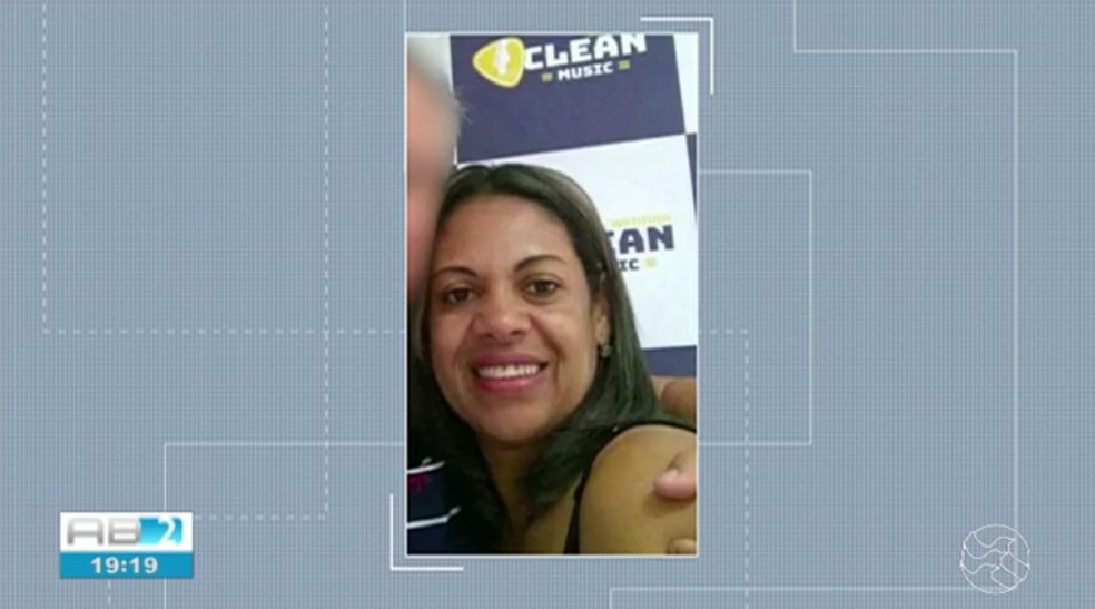 Mineia Silvania da Silva foi morta com um tiro na cabeça na cidade de Canhotinho — Foto: TV Asa Branca / Divulgação