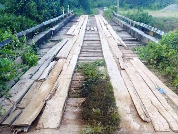 Ponte sobre o rio Ajudante no município de Mazagão, sul do Amapá (Foto: Arquivo Pessoal)