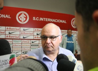 Grêmio quer curar feridas após revés e promete reforços para o Brasileirão