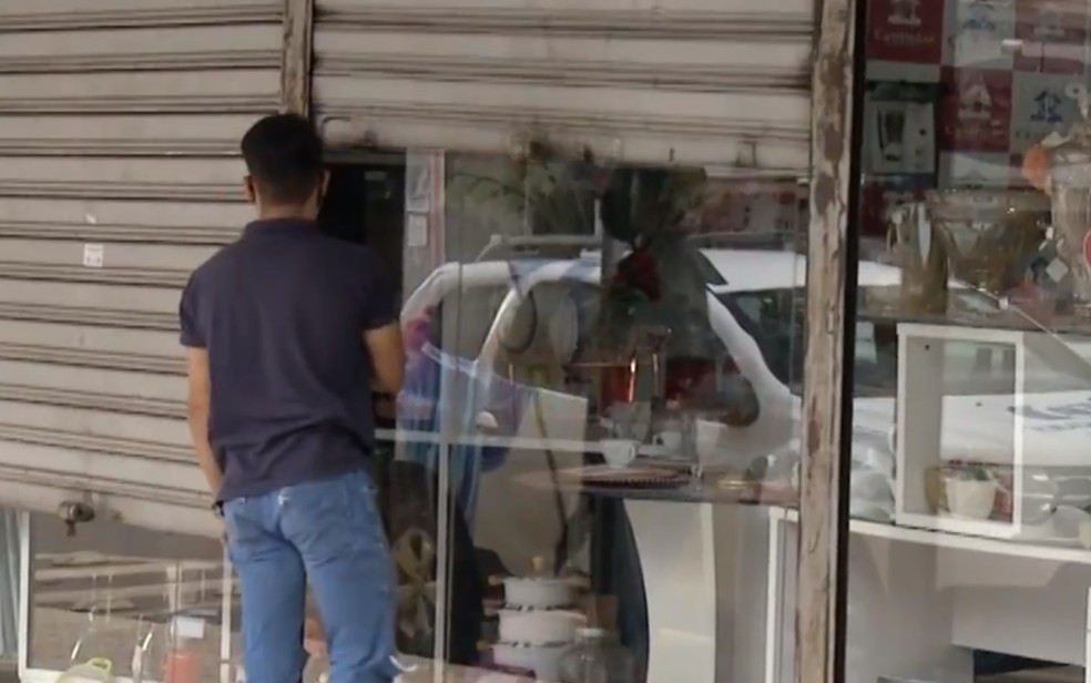 Fecha comércio em Goiás — Foto: Reprodução/TV Anhanguera