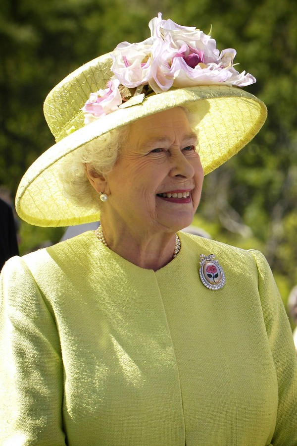 Rainha Elizabeth contrata planejador de reforma com salário anual de R$ 212 mil  (Foto: Divulgação)