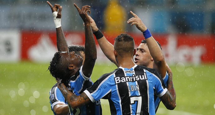 Grêmio dá esperanças de título ao torcedor após goleada, diz jornalista