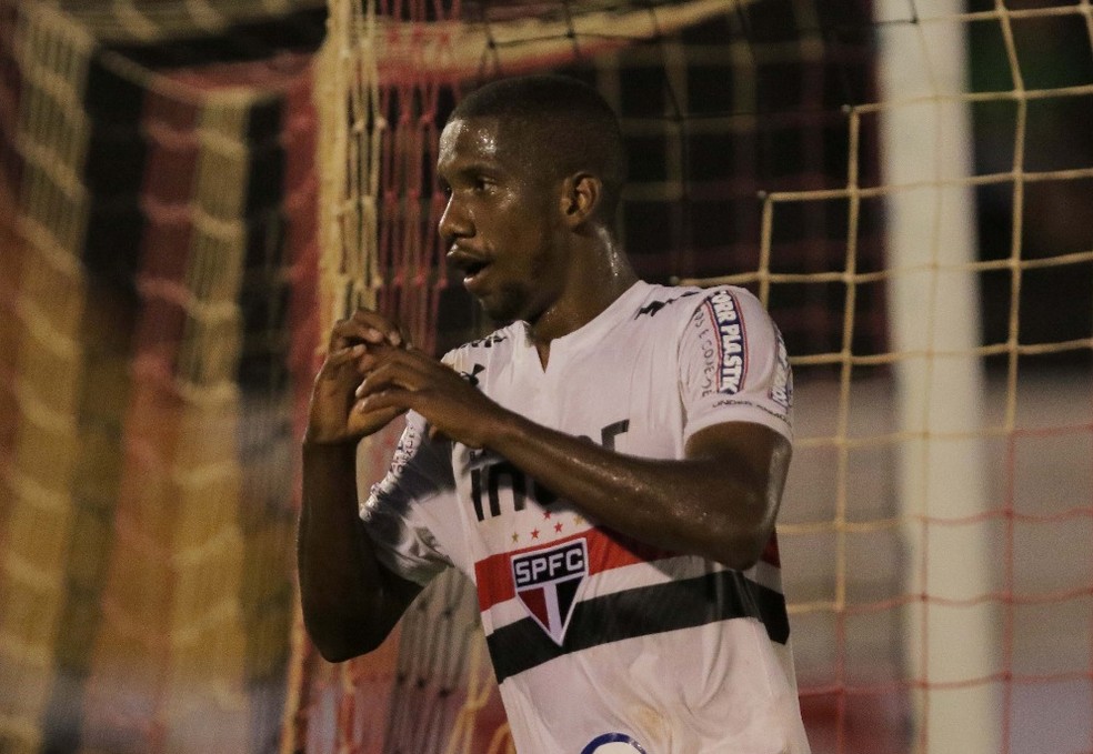 Toró, destaque tricolor no vice da Copa SP deste ano, fez dois no Uruguai (Foto: Celio Messias/saopaulofc.net)