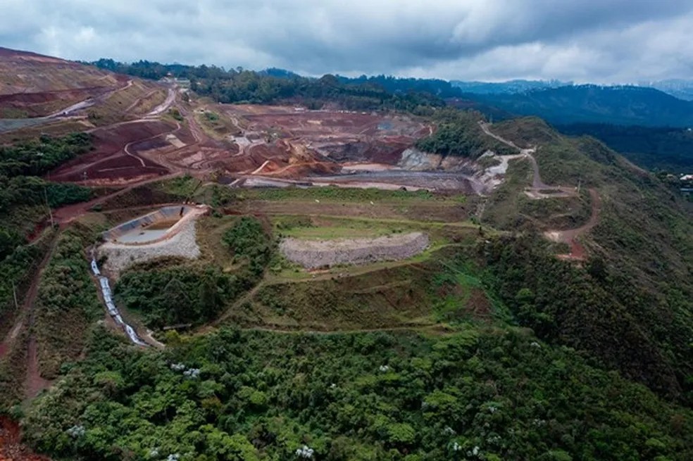 Barragem B3/B4, em Nova Lima, tem nível de emergência reduzido, mas moradores retirados ainda não podem voltar para casa