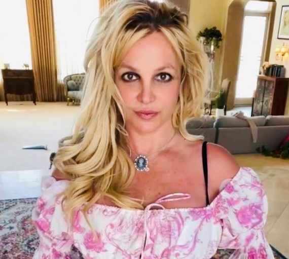 Britney Spears em foto compartilhada em suas redes sociais nesta segunda (11) (Foto: Reprodução Instagram)
