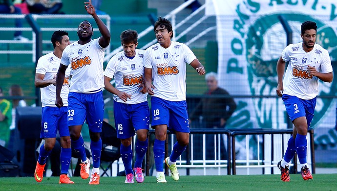 Cruzeiro mira vitórias em casa contra rivais indiretos para chegar ao tetra