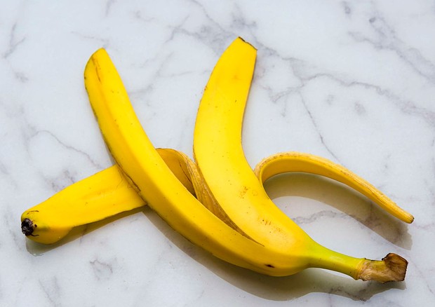 Médicos alertam para perigo da masturbação com casca de banana após prática viralizar (Foto: Getty Images)