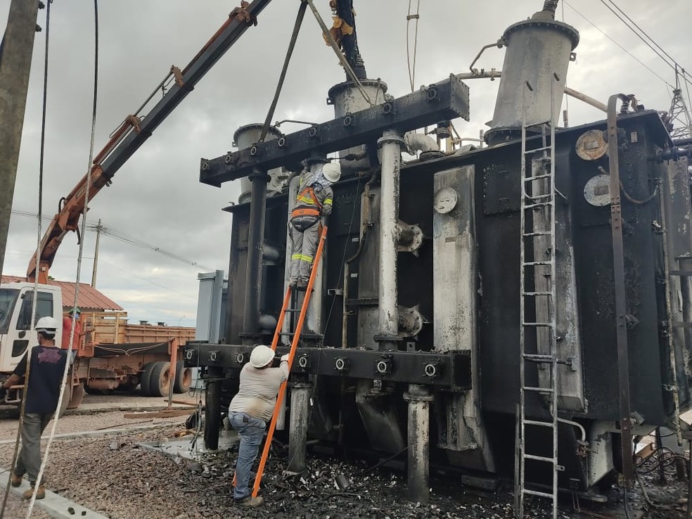 Um dos transformadores em subestação de energia em Macapá — Foto: Arquivo Pessoal
