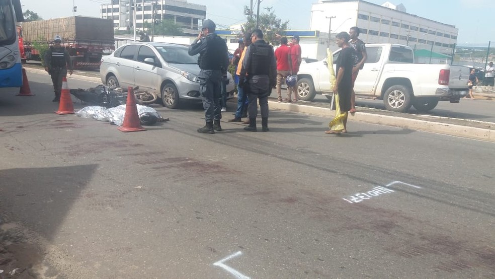 Acidente foi registrado na Avenida Jerônimo de Albuquerque, no bairro Cohama, em São Luís (MA). — Foto: Alessandra Rodrigues/Rádio Mirante AM