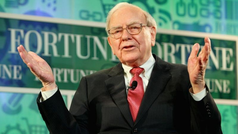 Warren Buffett já afirmou que as criptomoedas são uma das piores bolhas de todos os tempos (Foto: Getty Images via BBC News)