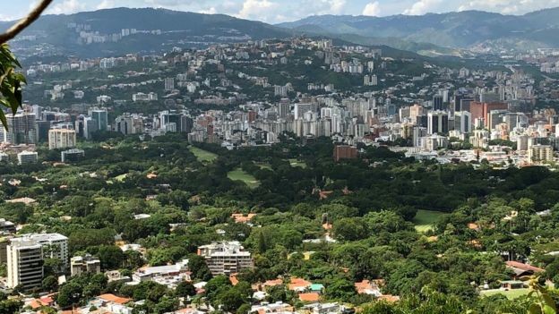 BBC - O Country Club fica localizado em pleno centro geográfico da capital venezuelana (Foto: NORBERTO PAREDES)