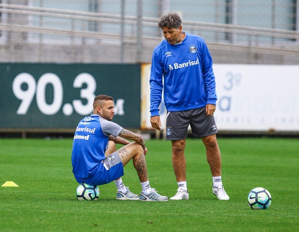 Por ritmo de jogo, Grêmio planeja volta de Luan contra o Corinthians