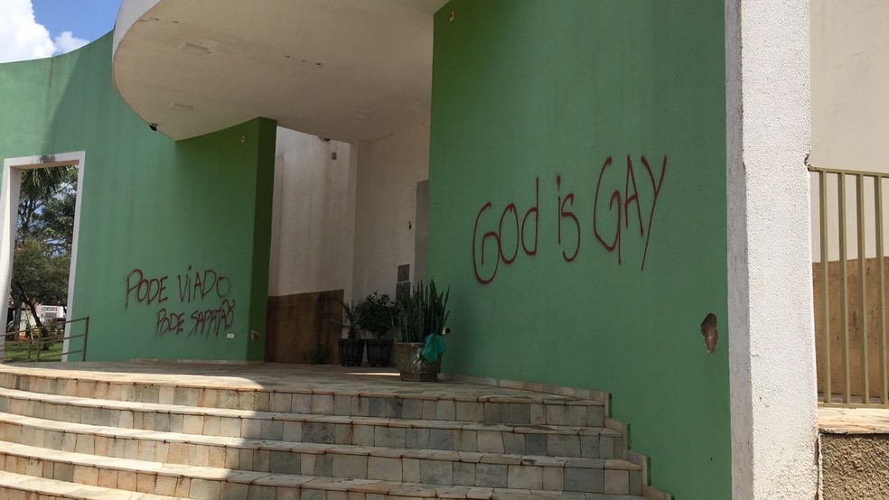 Investigacao Aponta Duas Mulheres Como Suspeitas De Pichar Igreja Em Teodoro Sampaio Presidente Prudente E Regiao G1 See 5 authoritative translations of pichar in english with audio pronunciations. pichar igreja em teodoro sampaio