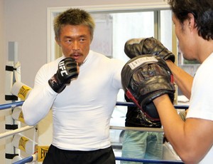 akiyama.jpg