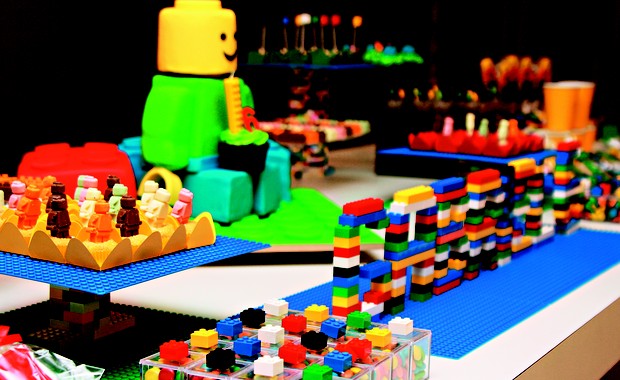 Tema para festa de aniversário_Festa Lego (Foto: Rachel Clark)