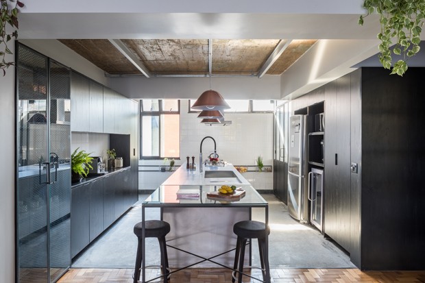 141 m² com estilo modernista para um jovem casal  (Foto: FOTOS HARUO MIKAMI)