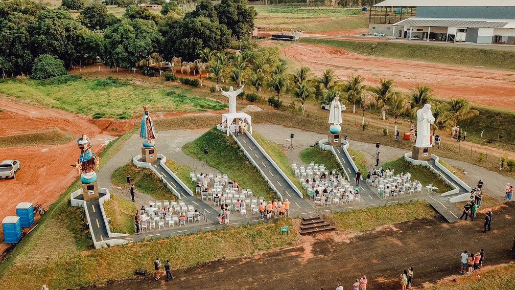 Um clique especial feito com drone em uma visão Panorâmica do Caminho dos Devotos — Foto: Raul Muniz