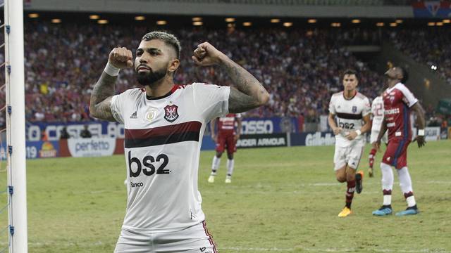 Teve gol do Gabigol em Fortaleza