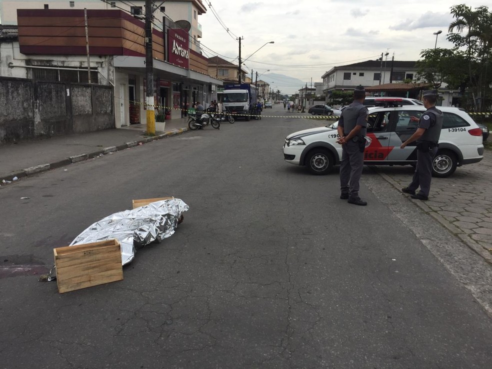 Homem se matou após crime em São Vicente, SP — Foto: Matheus Tagé/A Tribuna
