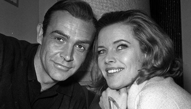 Bond Girl Honor Blackman morre aos 94 anos - Quem | QUEM News