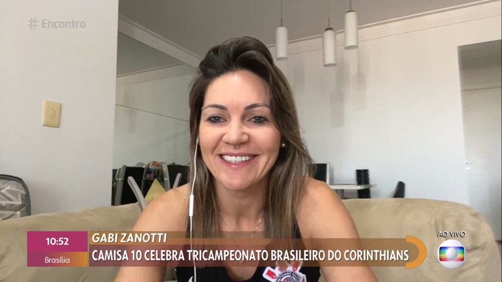 Gabi Zanotti comemora título no Brasileirão Feminino — Foto: Globo