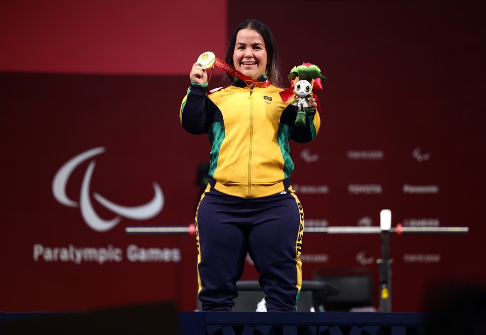 Mariana D'Andrea é campeã paralímpica de levantamento de peso classe PWL até 73 kg nas Paralimpíadas de Tóquio 2020 — Foto: Marko Djurica/Reuters