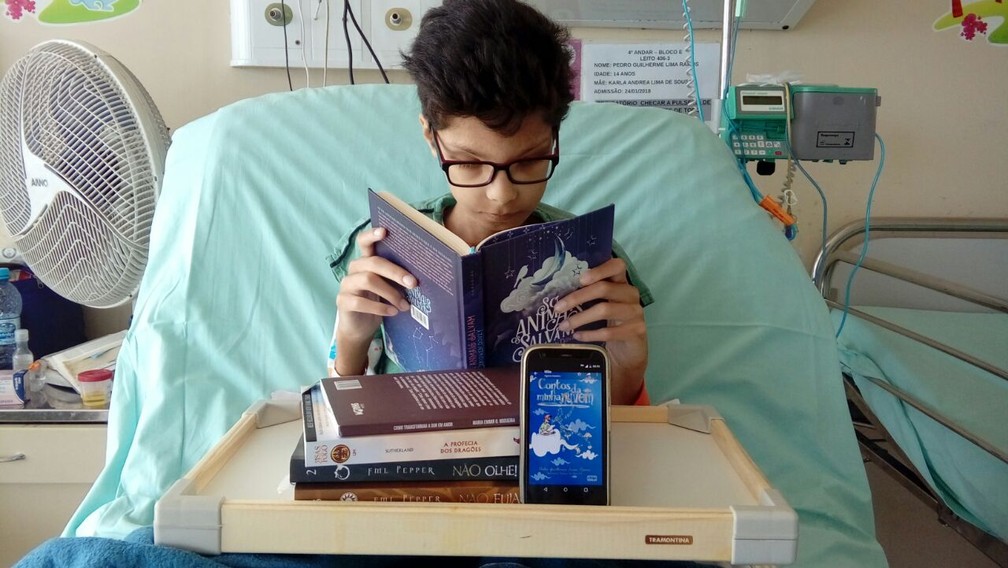 Pedro Guilherme tem o sonho de ser escritor e também de viajar pelo mundo (Foto: Karla Lima | Arquivo Pessoal)