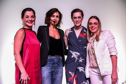 Simone Ferraz, gerente de marketing da Vogue Eyewear  no Brasil; Camila Lima, editora de moda de Marie Claire; Sophia Abrahão e Kellen Dallanese, diretora de marketing da Luxottica (Foto: Divulgação)