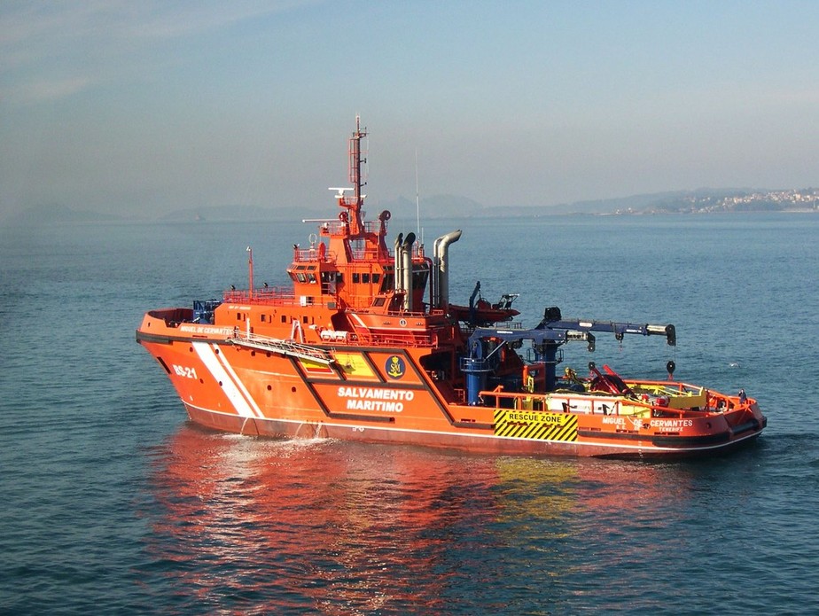 Quatro pessoas morreram e 29 estão desaparecidas após embarcação afundar perto das ilhas Canárias