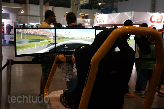 S? os tops! Os melhores simuladores da Campus Party 2015 (Foto: Melisa Cruz / TechTudo)