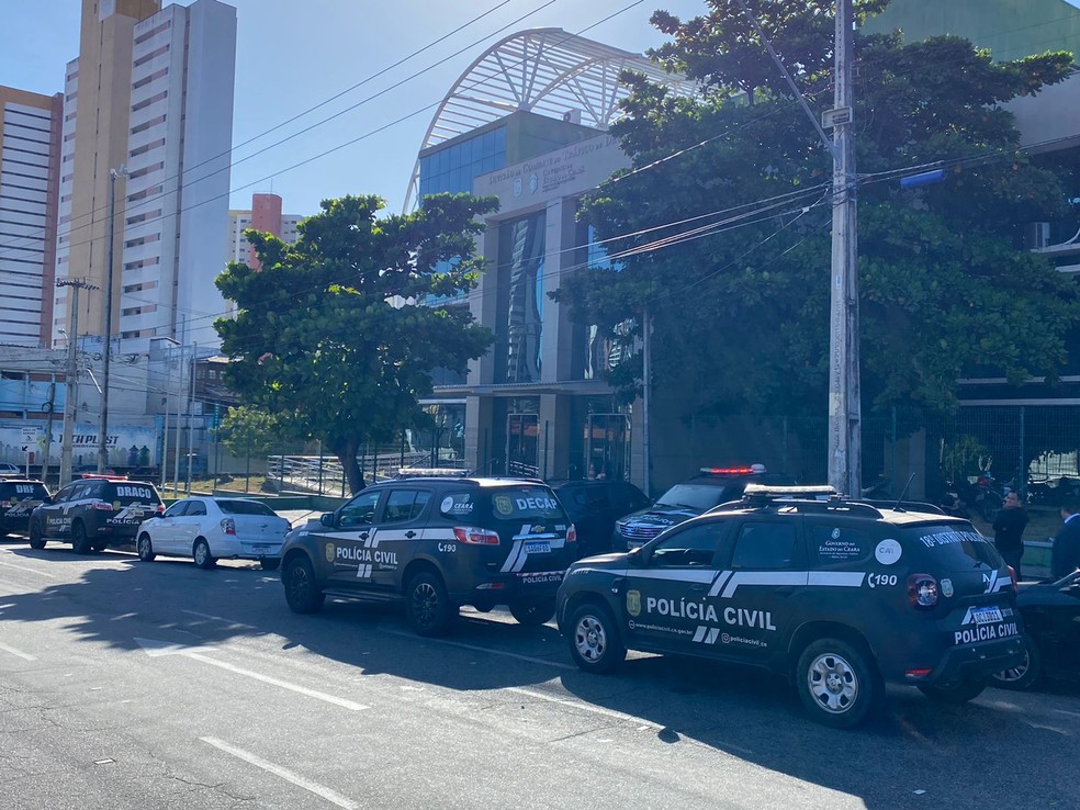 Polícia Civil realiza operação em Fortaleza. — Foto: Isaac Macêdo/ SVM