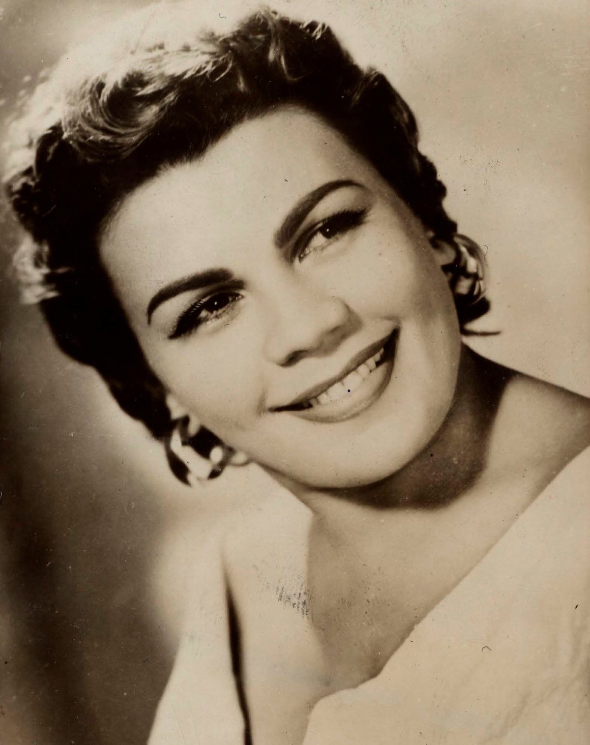 Ademilde Fonseca, cantora morta há dez anos, permanece entronizada como a ‘Rainha do choro’ |  Weblog do Mauro Ferreira