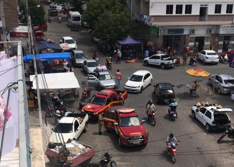 Corpo de Bombeiros de Caicó, no Seridó potiguar, saiu às ruas para mandar população para casa — Foto: Redes Sociais