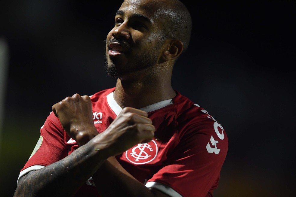 Atuações: Patrick e Marcelo Lomba são os melhores do Inter ...