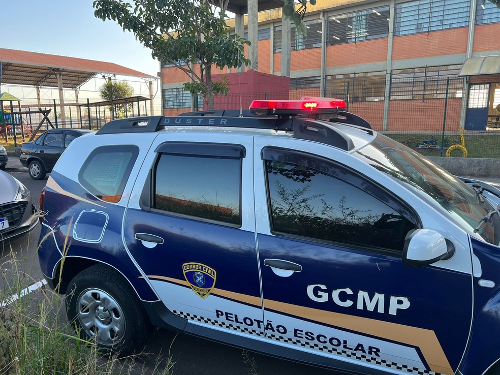 Segundo os familiares, a criança saiu por volta das 17h30 da escola e não voltou para casa, em Piracicaba — Foto: Giuliano Tamura/EPTV
