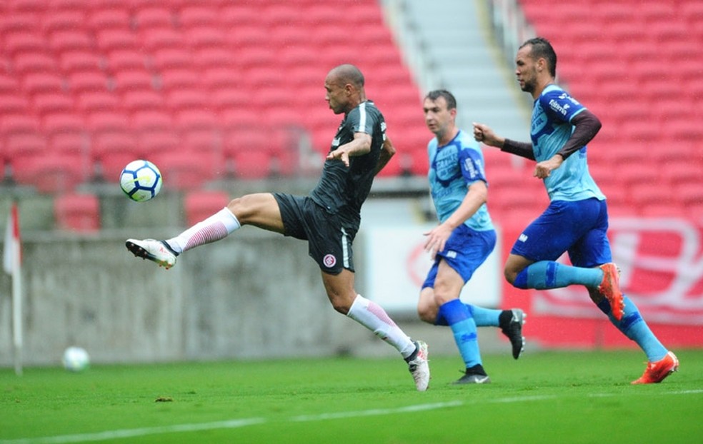Roger anotou dois gols pelo Inter  (Foto: Ricardo Duarte/Inter)