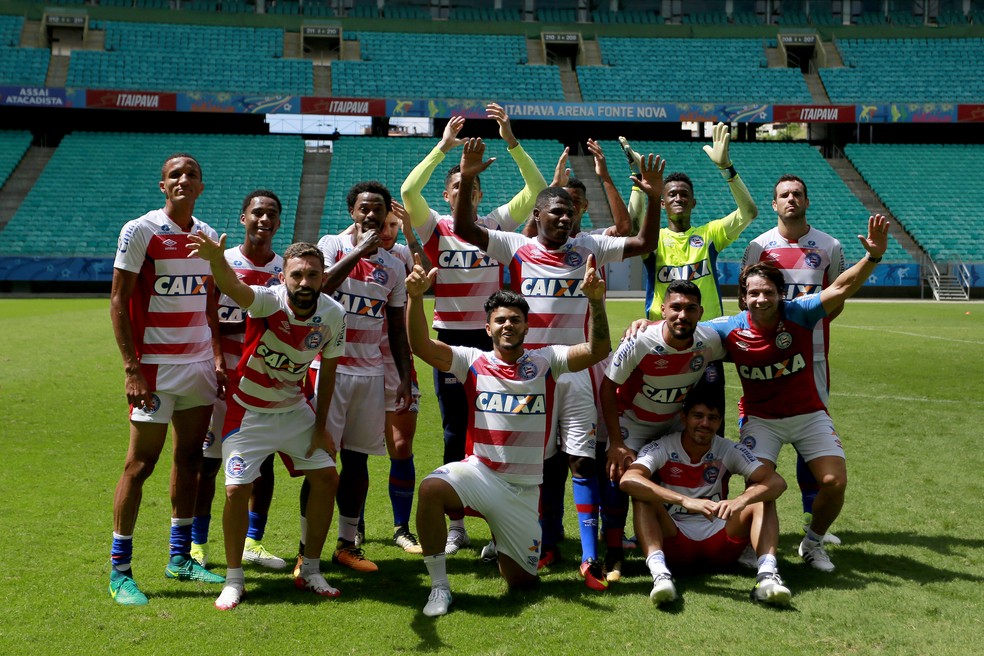 Preto Casagrande conta com apoio do elenco tricolor (Foto: Felipe Oliveira/Divulgação/EC Bahia)