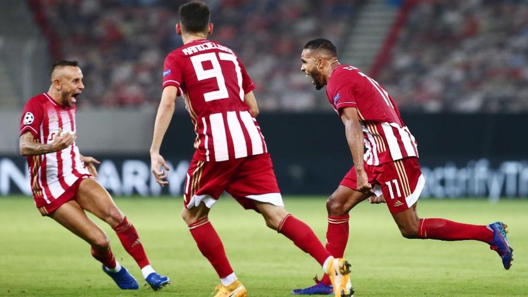 Olympiacos De Rafinha Busca Vaga Na Fase De Grupos Da Liga Dos Campeoes Da Uefa Liga Dos Campeoes Ge