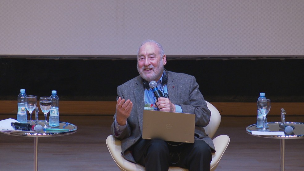 O americano Joseph Stiglitz, Prêmio Nobel de Economia em 2001 — Foto: Reprodução/TV Globo 