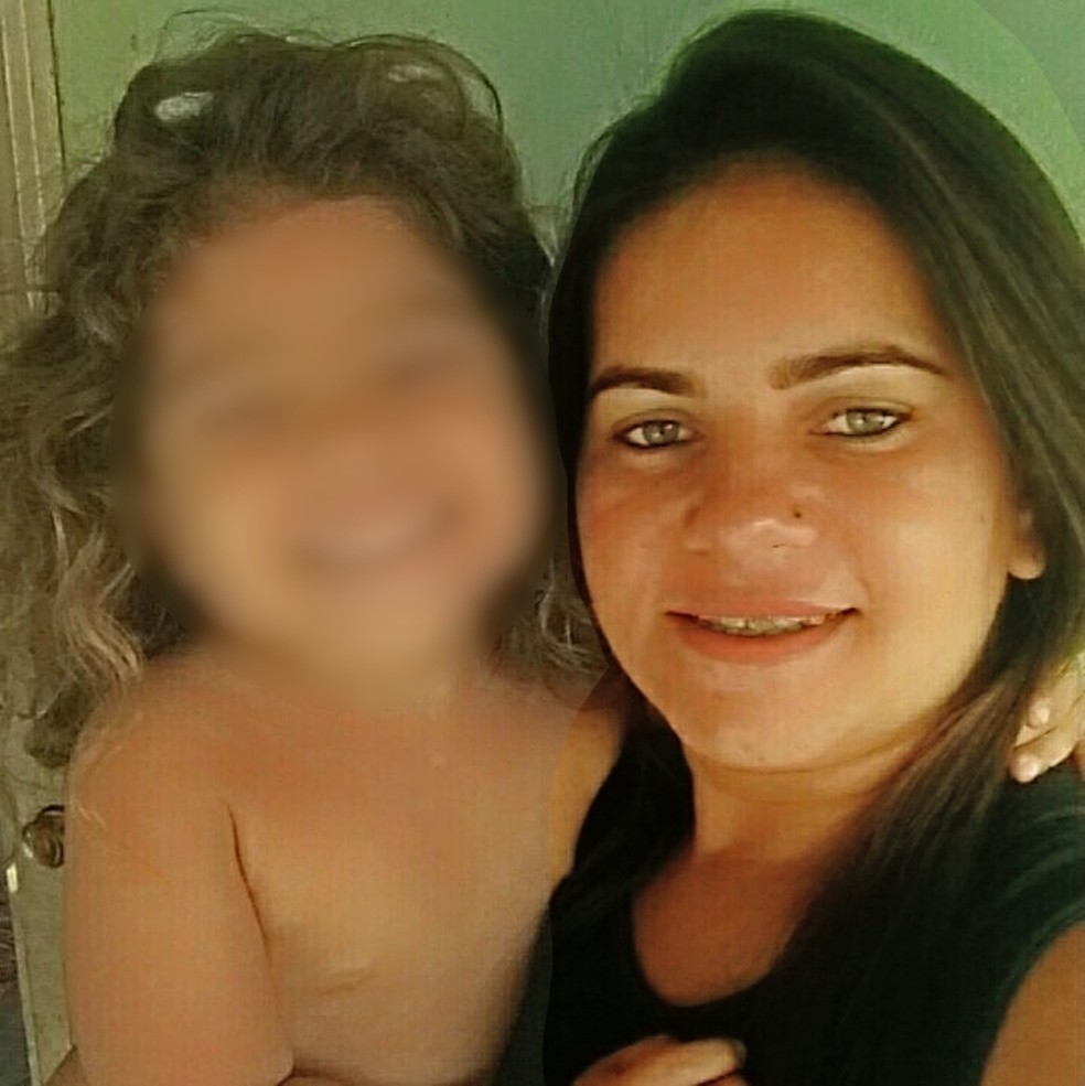 Alessandra Fernandes Silva foi morta em Pontes e Lacerda â Foto: Facebook/ReproduÃ§Ã£o