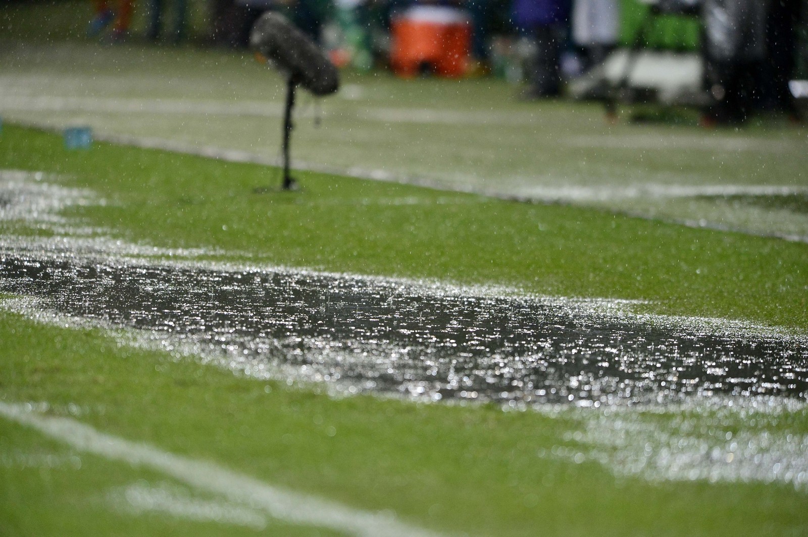 Para arena do Palmeiras, campo encharcou porque chuva foi acima do normal