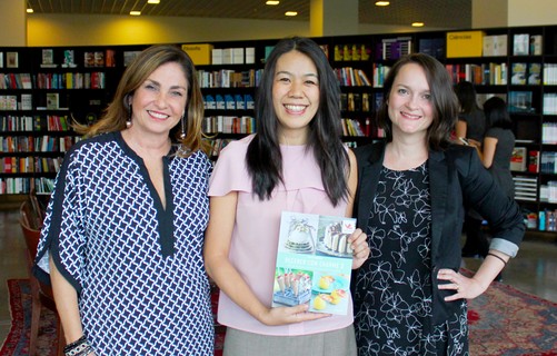 Cláudia Pixu, Patricia Oyama e Marcia Evangelista no evento de lançamento do livro Receber com Charme 2, da Globo Estilo