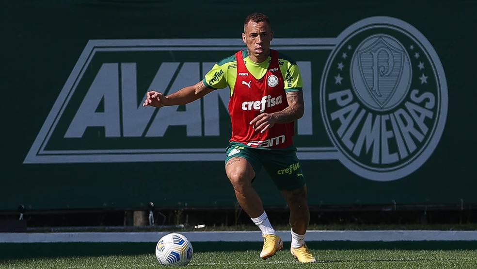 Breno Lopes, atacante do Palmeiras, negocia com Fortaleza — Foto: Cesar Greco / Ag. Palmeiras